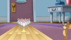 Tom and Jerry bowling